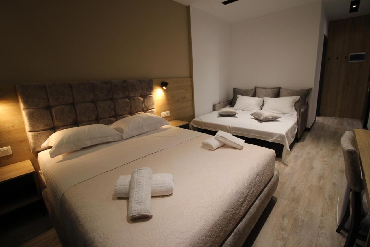 סרנדה F&J Hotel מראה חיצוני תמונה