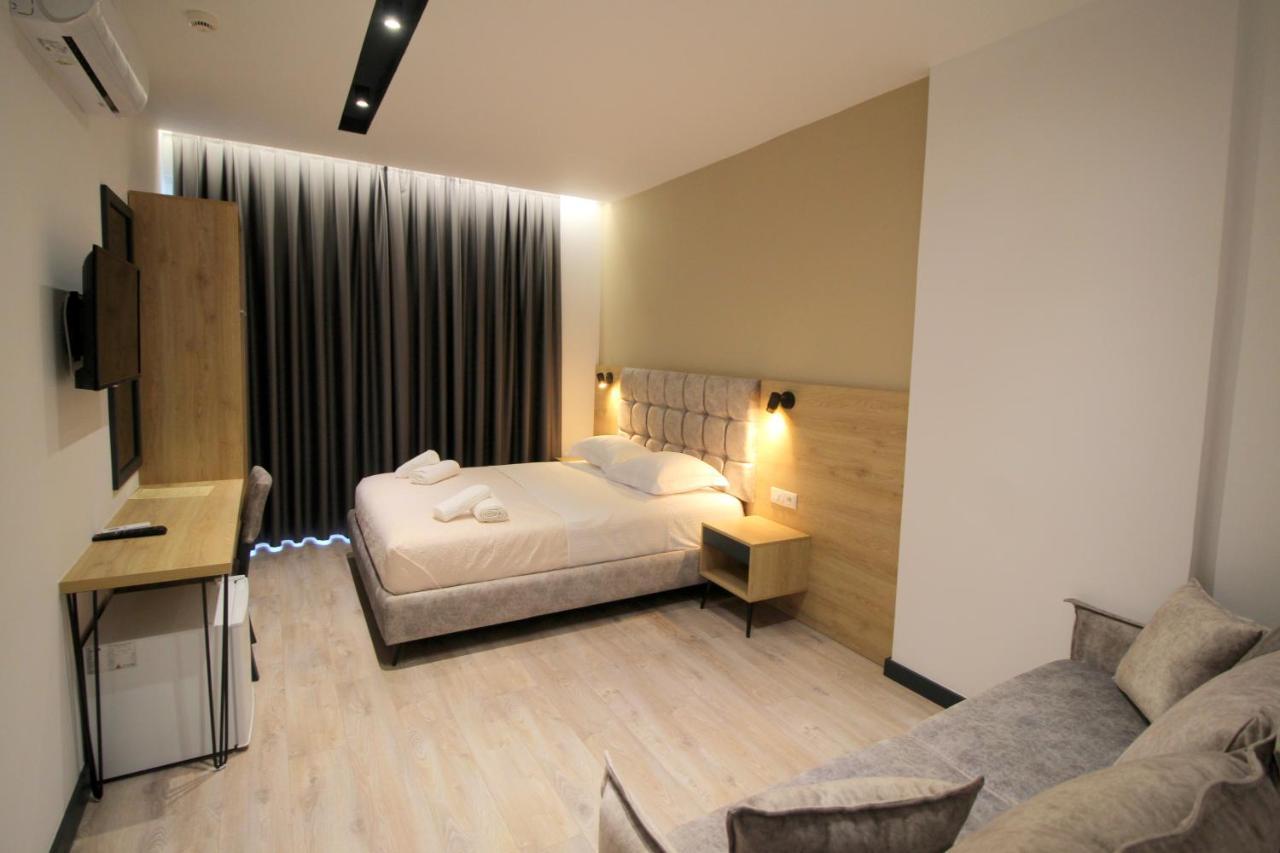 סרנדה F&J Hotel מראה חיצוני תמונה
