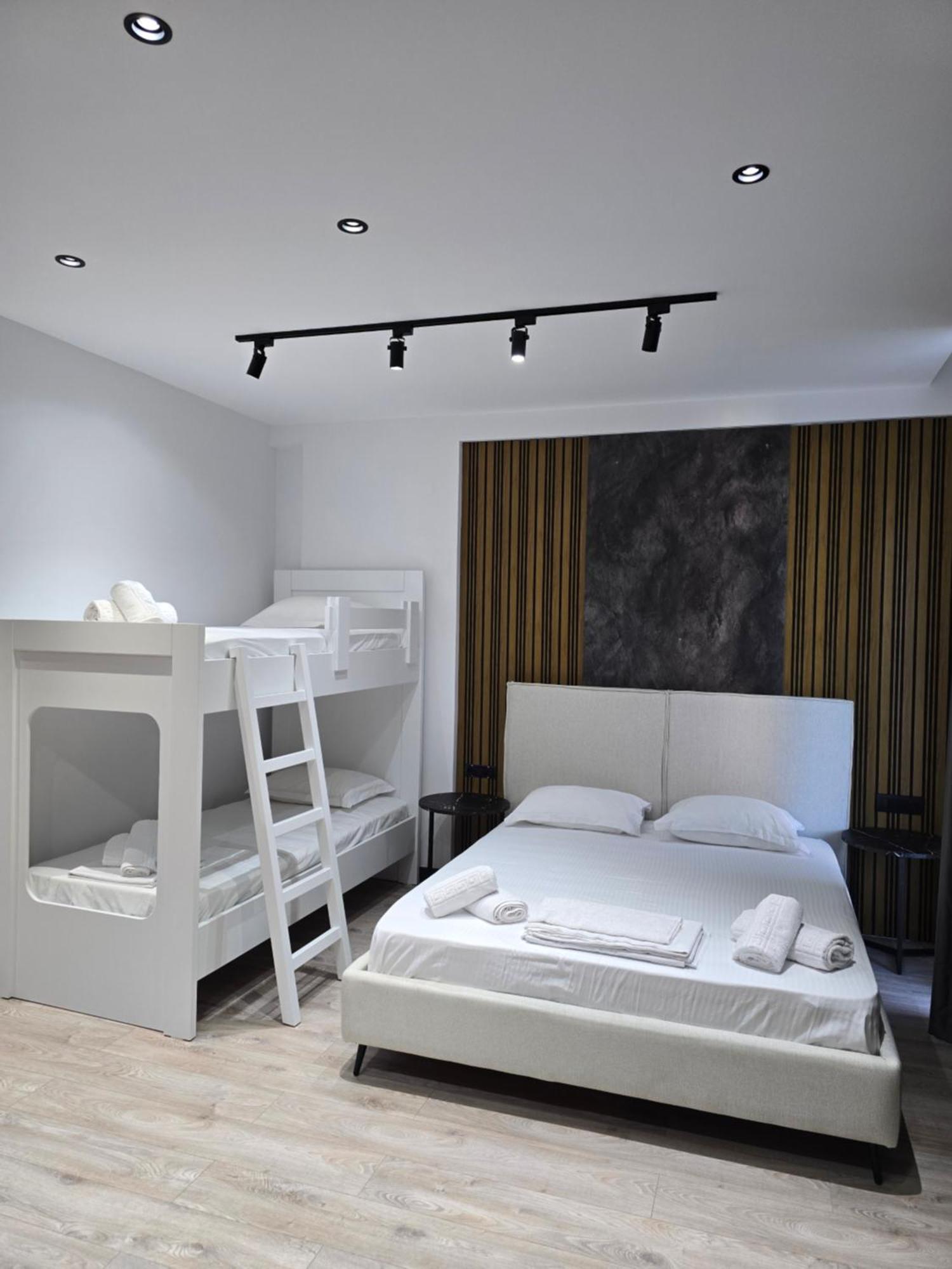 סרנדה F&J Hotel מראה חיצוני תמונה